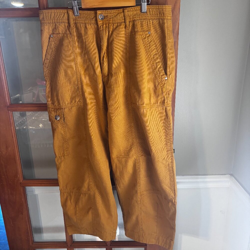 Anthropologie Women cropped Cargo pant SZ: 14 Mustard yellow